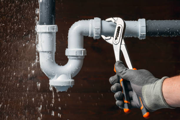 Professional Leak Detection technician working in Richmond, MN